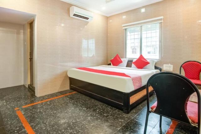 Hotel Tejasri Residency Vijayawāda Екстериор снимка
